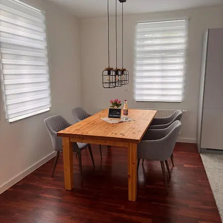 Apartman Ferienwohnung *